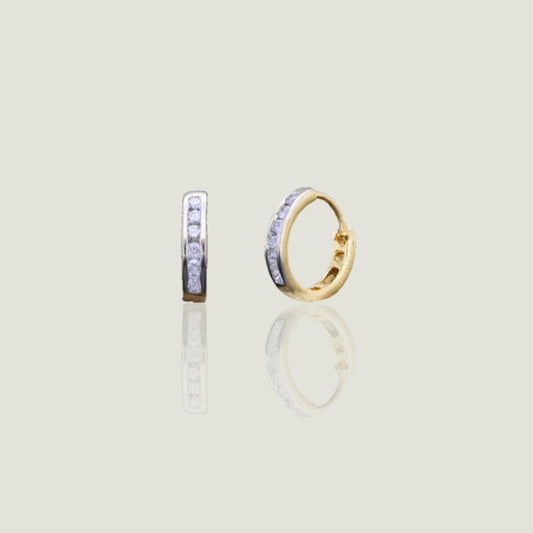 Yellow Gold 18K Earring with Natural Diamond (0.20 CT, VS-SI Clarity, G-H Color)